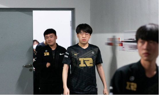 图斯稳固而 图斯稳固而