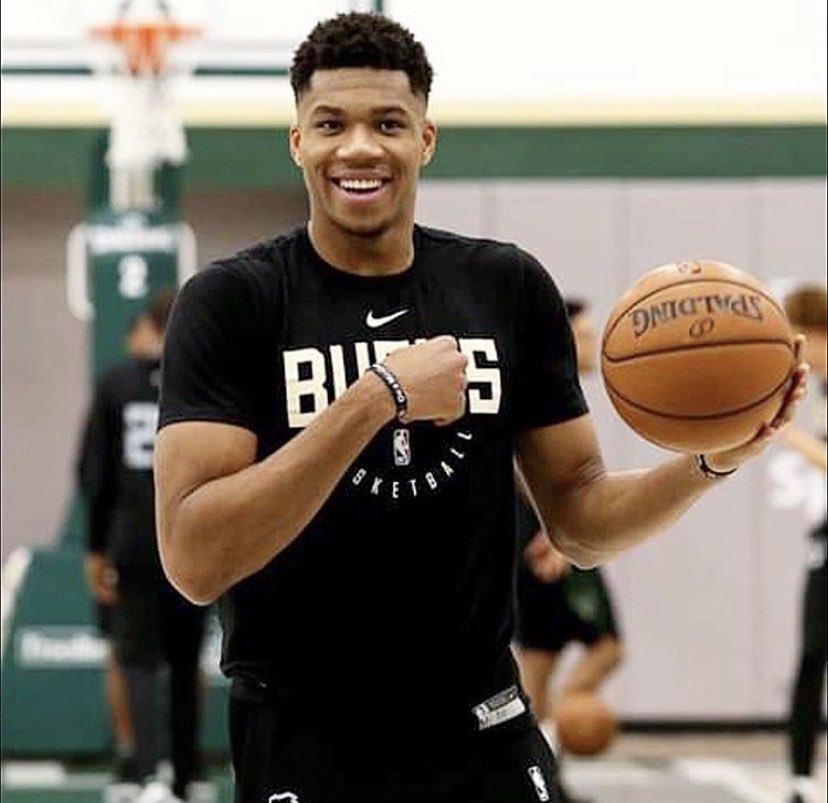 禁区弧顶制 禁区弧顶制